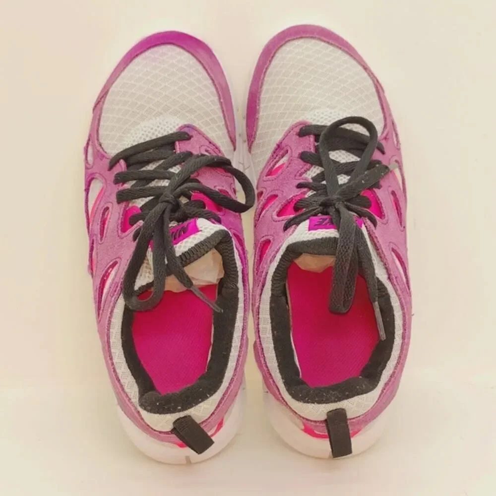 Nike Free Run 2 Girls Pink/Gray Sneakers - Size 6.5 Youth